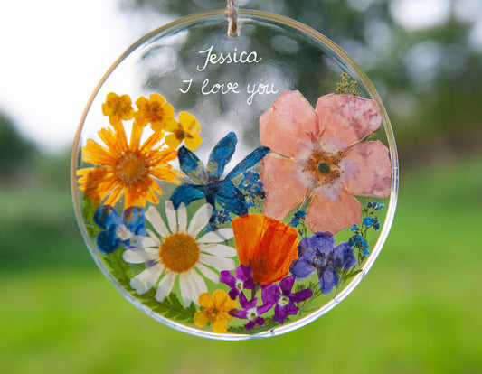 Flower Gifts for Mom Any Engraving, Unique Birthday Gift for Her with Real Flowers, Gift for Grandma Personalized Ornament Unique Gift Woman
